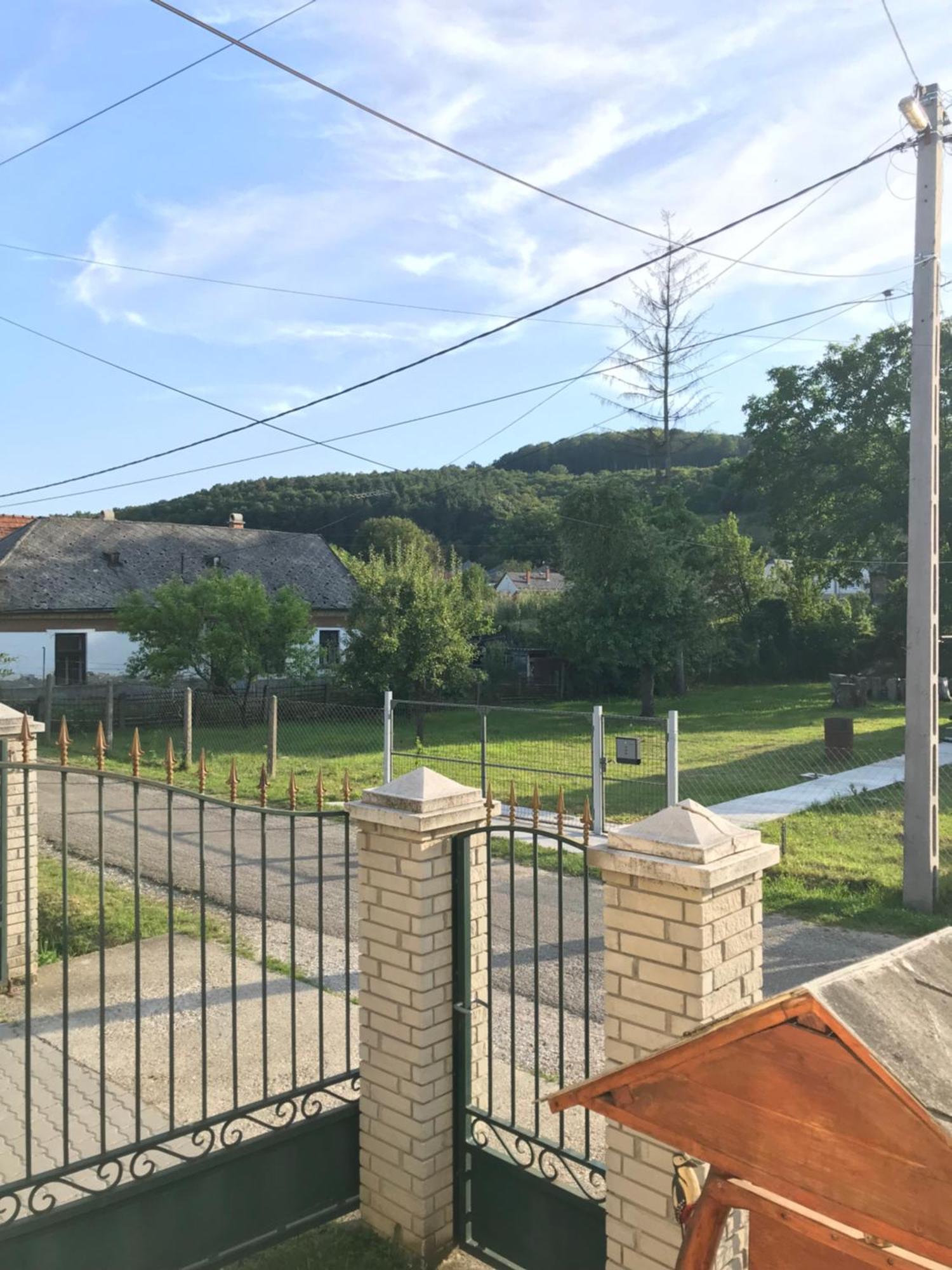 Falubíró Vendégháza Bekolce Exterior foto